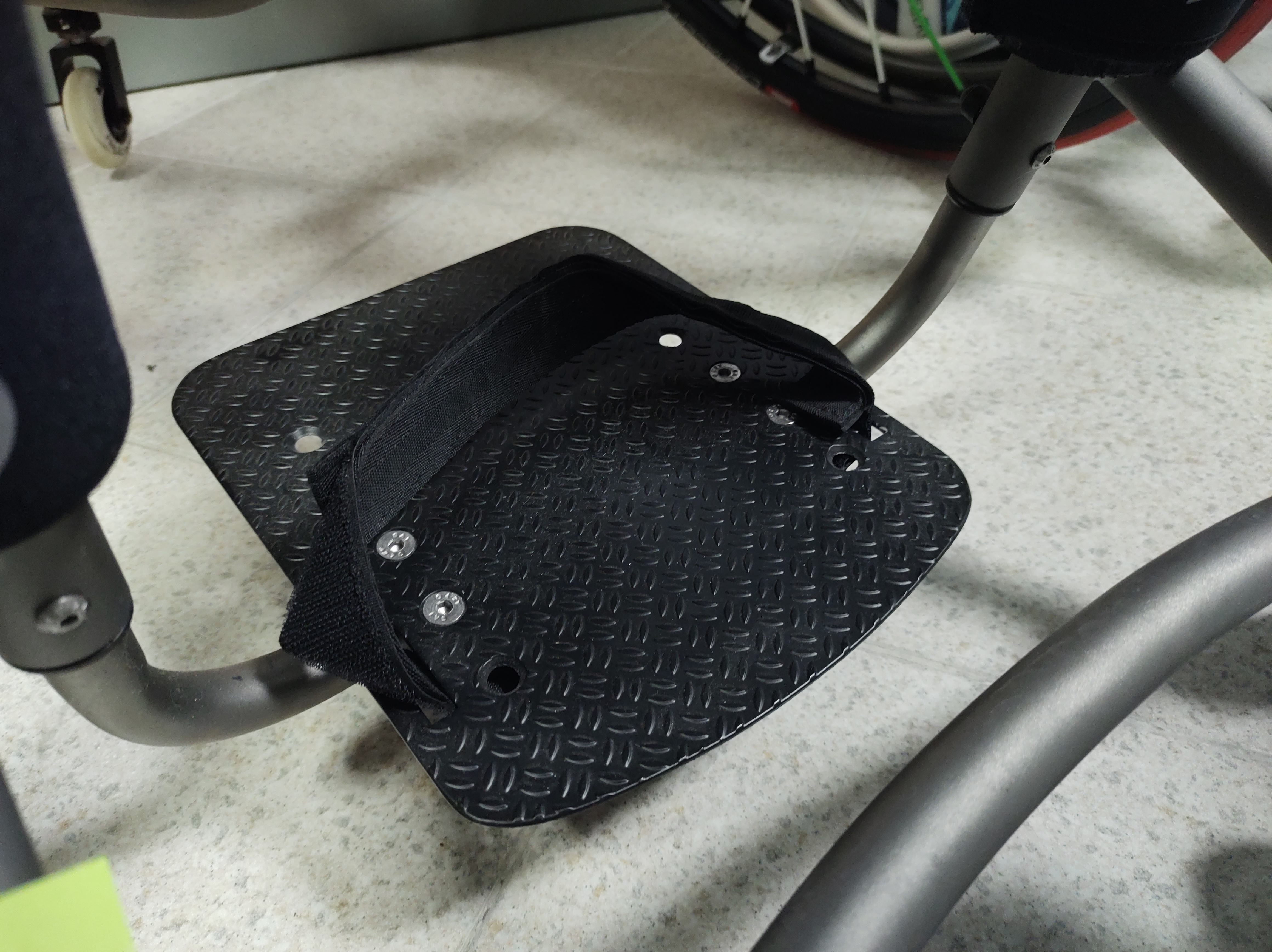 Footrest height adjustment